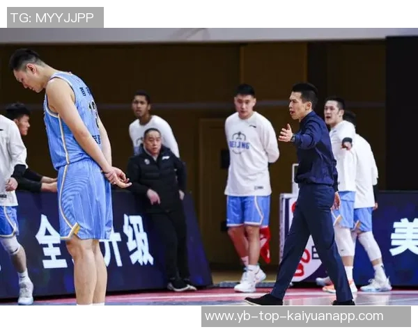 阿尔瓦雷斯坦言抱怨只因自责表现不佳希望在比赛中更好发挥